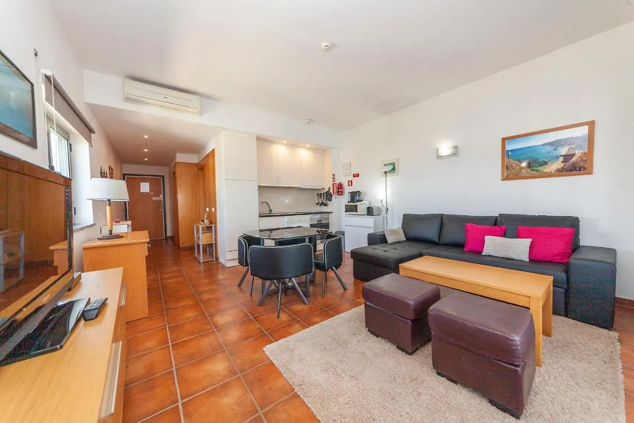 A21 - 1 Bed Apartment In Marinapark Lagos